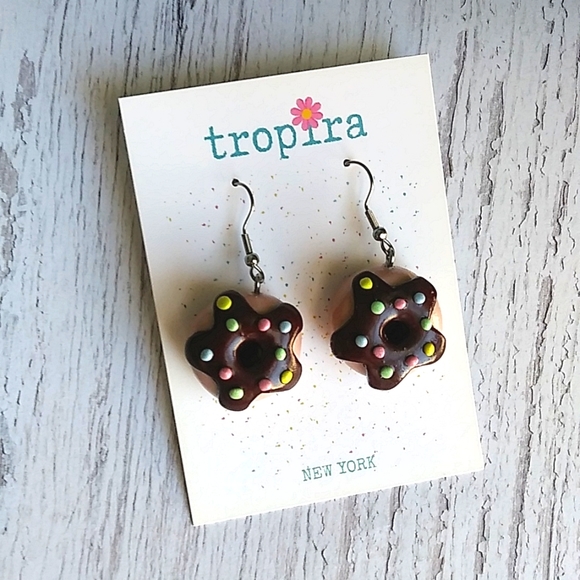 Chocolate Frosted Donut Earrings 🍩 🍩 🍩 - Picture 5 of 8